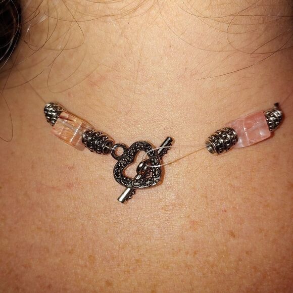 Handmade Necklace Pink Quartz stone and metal barrel spacers - Picture 4 of 4